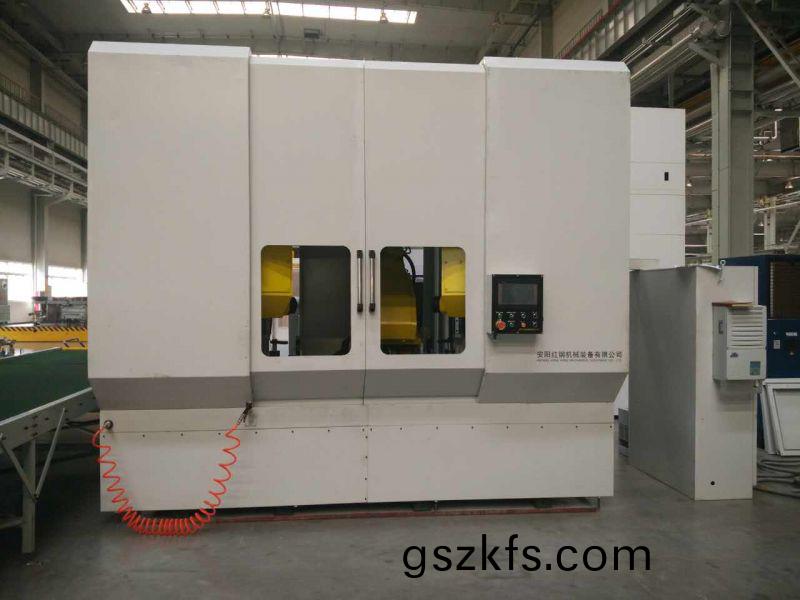 異型筦(guan)鋸切數控(kong)機(ji)牀